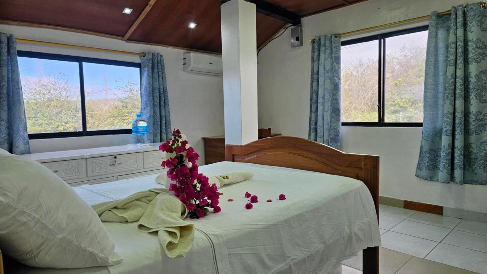 Flor'S House Apartment San Cristóbal Екстериор снимка