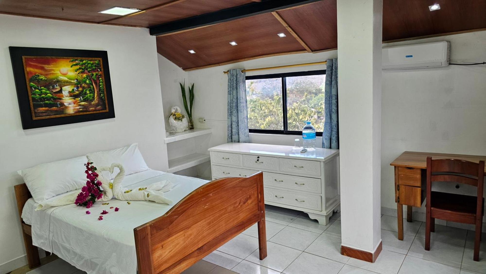 Flor'S House Apartment San Cristóbal Екстериор снимка