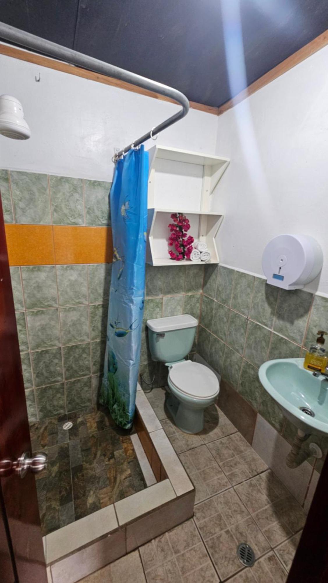 Flor'S House Apartment San Cristóbal Екстериор снимка