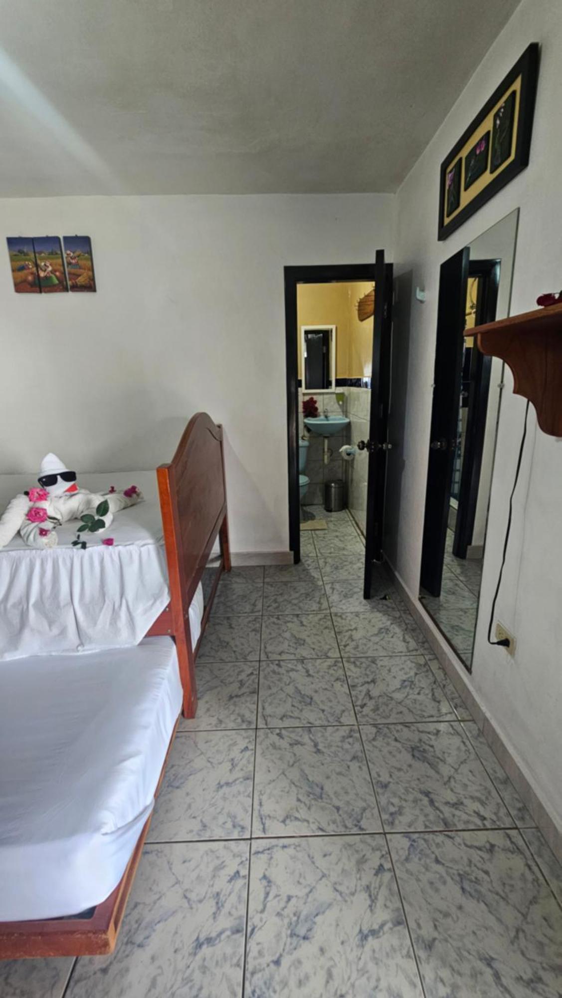 Flor'S House Apartment San Cristóbal Екстериор снимка